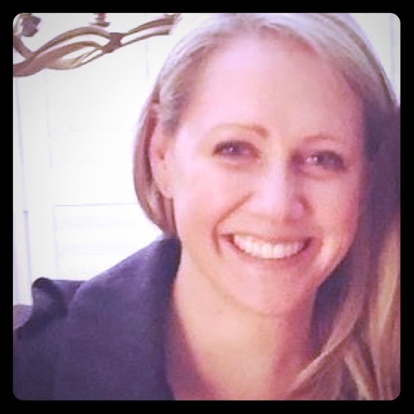 Meet your Posher, Whitney - Picture 1 of 1